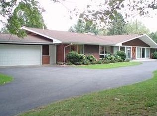 221 W 150 N, Valparaiso, IN 46385