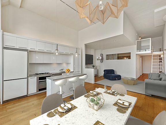 4th image of 27-28 Thomson Ave #446