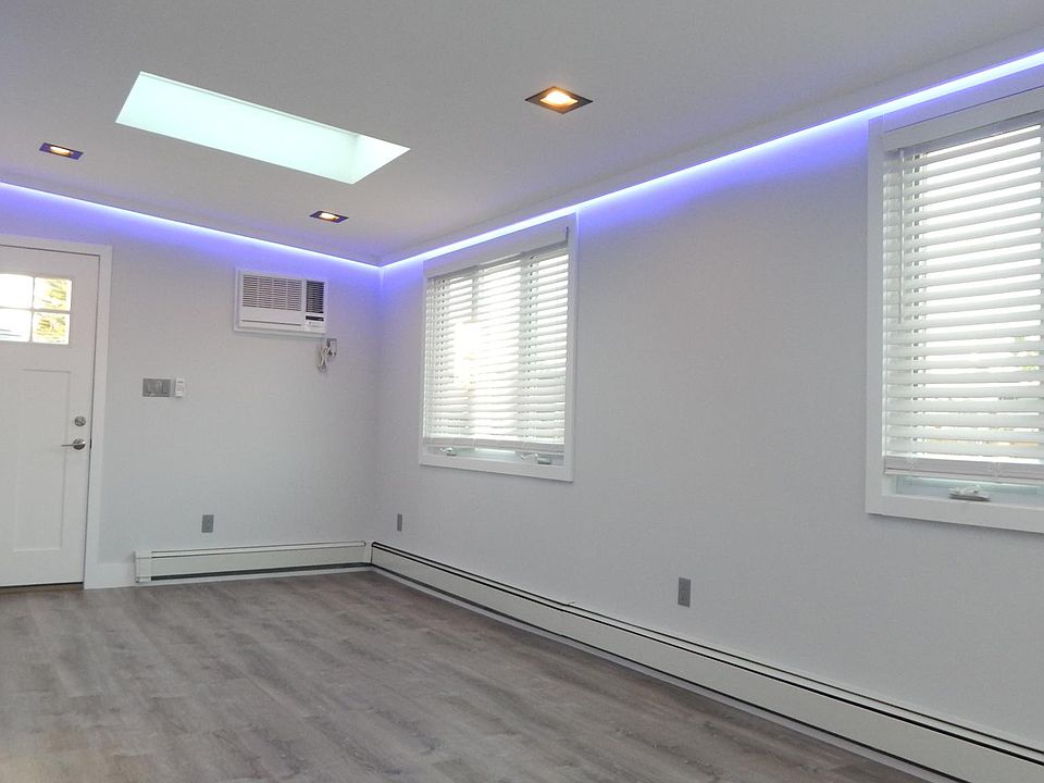 1st image of 2558 Ocean Ave