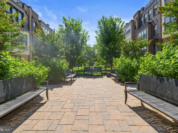 14176 Gypsum Loop, Chantilly, VA 20151