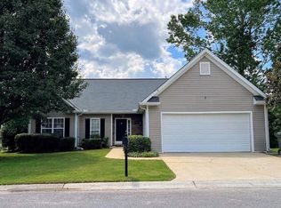 310 Turtle Pointe Dr, Carrollton, GA 30116