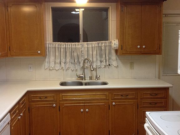 4th image of 11143 Rose Hedge Dr #1