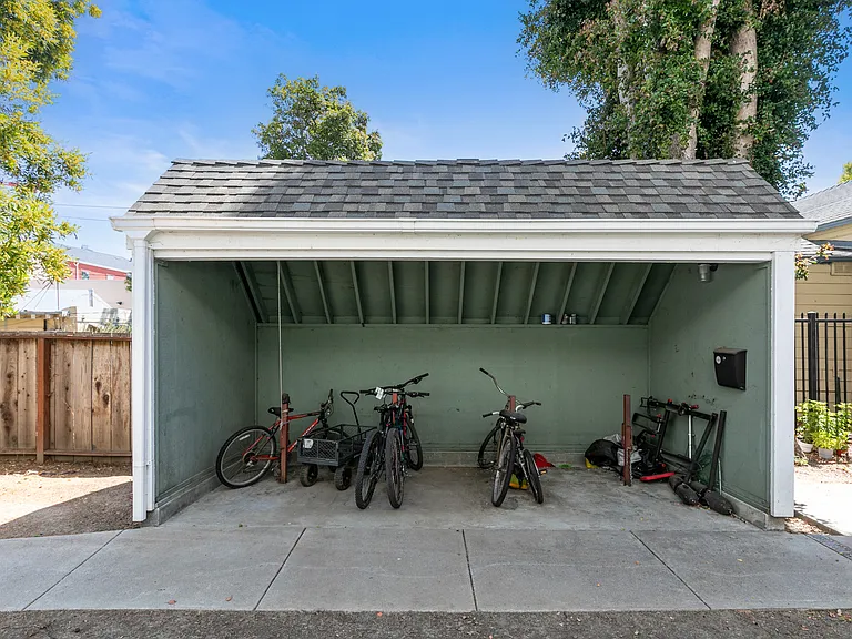 314 Spruce St #1 — Photo 10