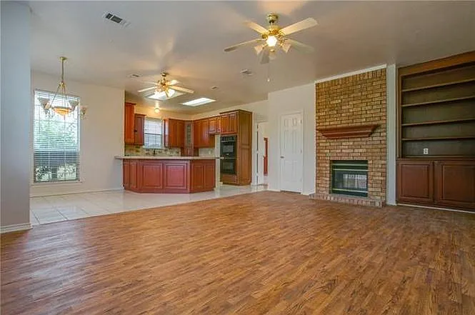 320 Twin Creek Dr — Photo 14