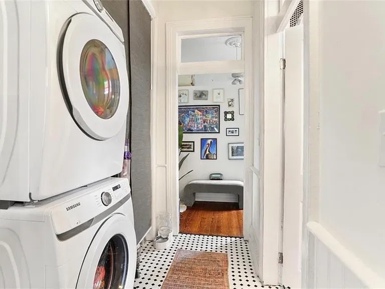 8240 Spruce St — Photo 4