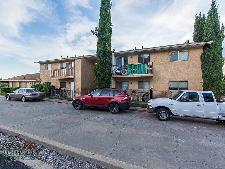 1163 W 540 N — Photo 3