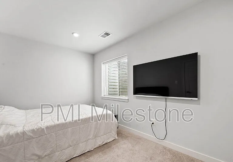 367 Ontario Dr #FALLING WATERS — Photo 56