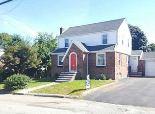 56 Harding Ave, Johnston, RI 02919