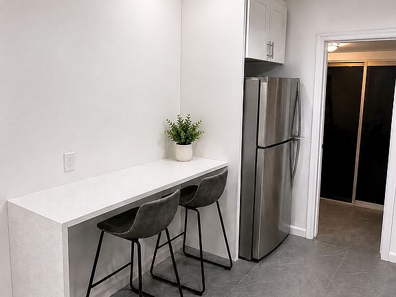 3rd image of 251 Grant Ave Floor 2