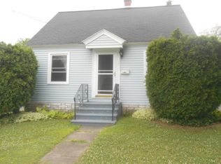 151 Beach St, Massena, NY 13662