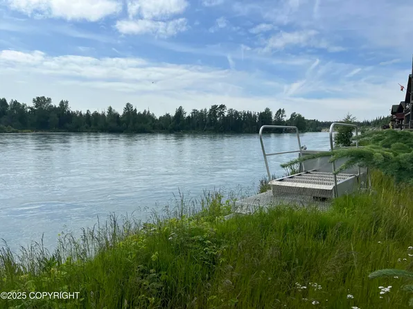 36606 Shelby Ct, Kenai, AK 99611