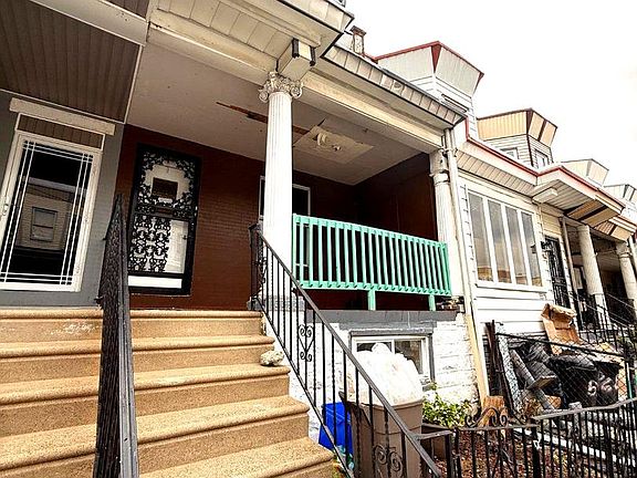 3rd image of 5524 Elliott St
