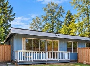 21902 29th Ave S, Seattle, WA 98198