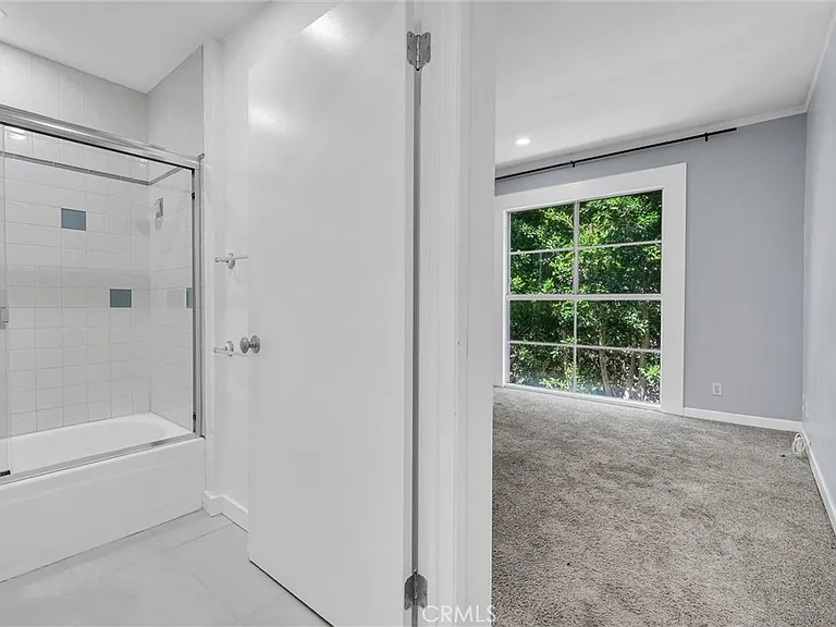 1401 S Bentley Ave #203 — Photo 14
