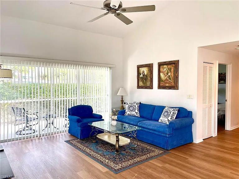 685 Windsor Sq #101 — Photo 9