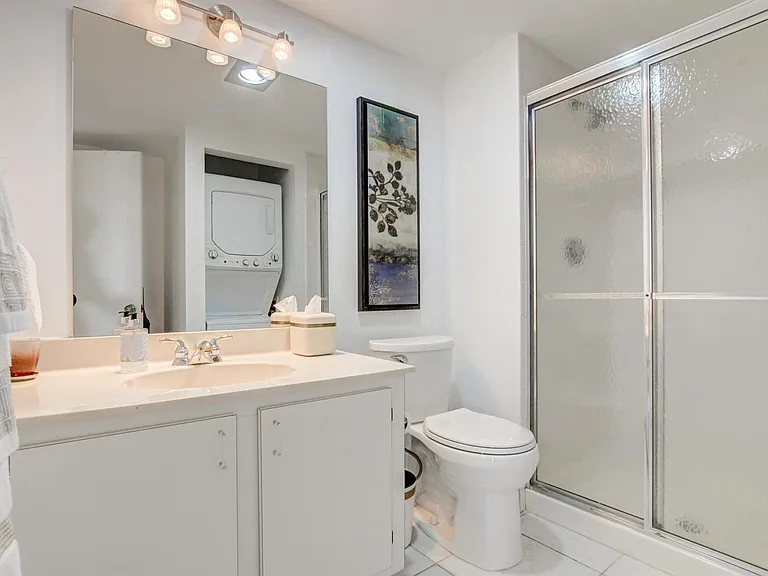 7911 Eastlake Dr #H — Photo 30