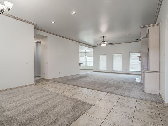 5th image of 8408 NW 123rd Cir