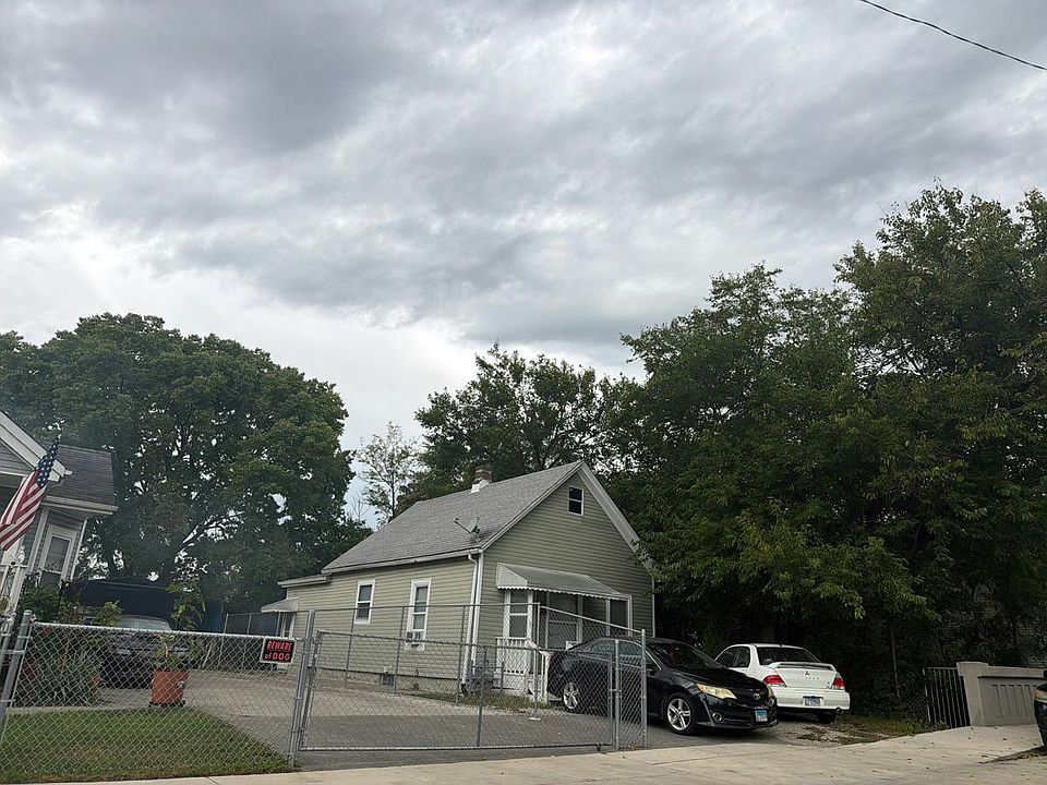 2nd image of 523 Garnsey Ave