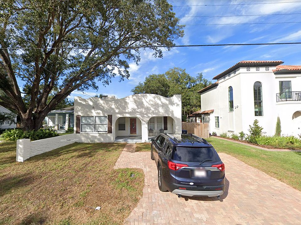 1st image of 809 W Warren Ave