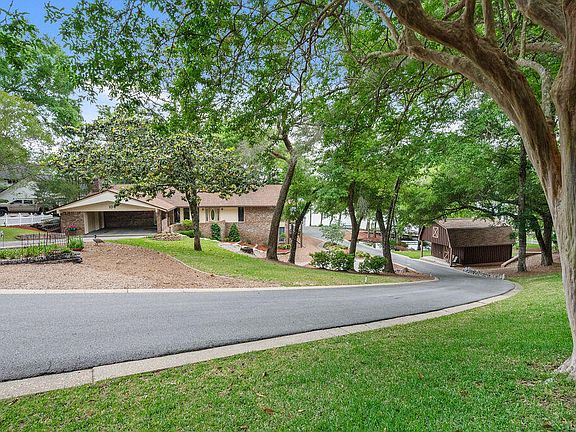4th image of 104 Bayou Dr