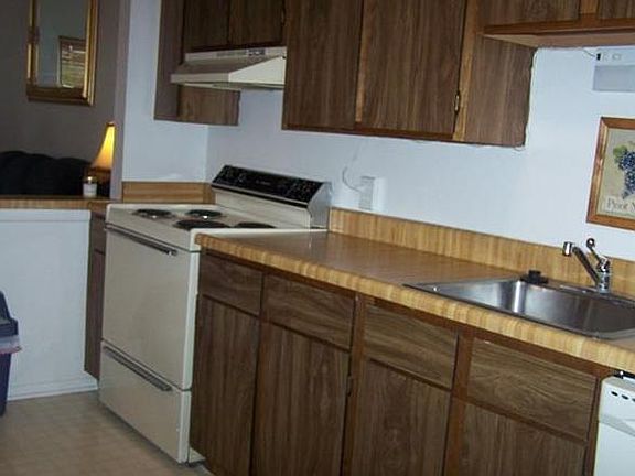 4th image of 1020 Saint Julien Dr APT 224