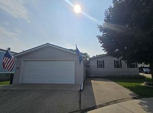 1406 Flyway Dr, Waupun, WI 53963