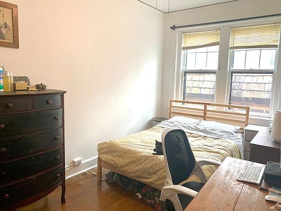 4th image of 809 E Kingsley St APT 31