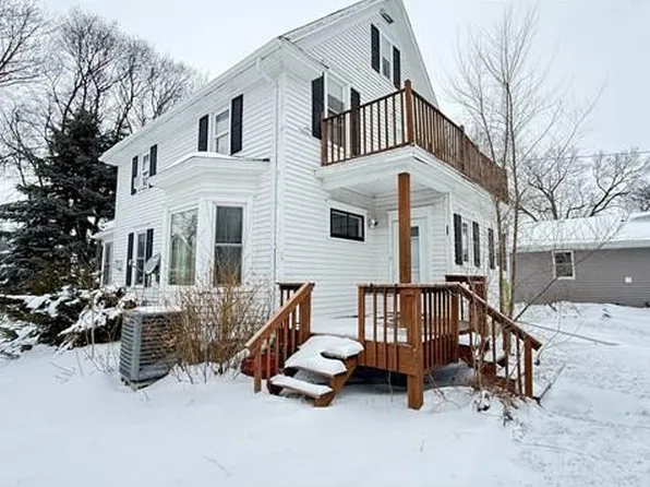 712 3rd Ave, Madison, MN 56256