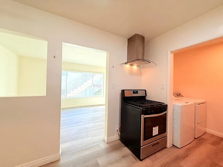 625 Aerick Street — Photo 11