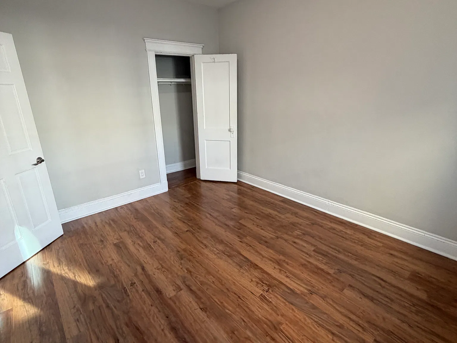 2 bed, 1.0 bath, $2,800 — Photo 3