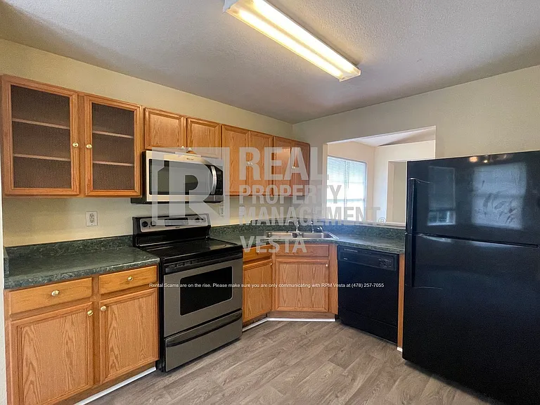 451 Crabapple Pl — Photo 4