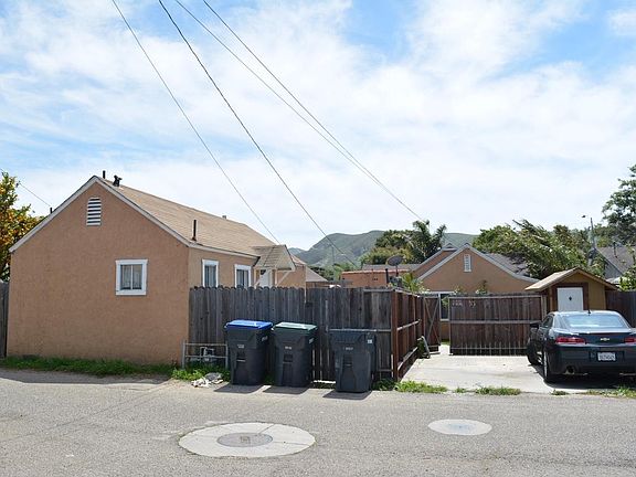 2nd image of 711 W Ocean Ave Unit B