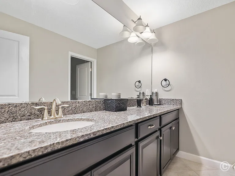9650 Ivory Dr — Photo 18