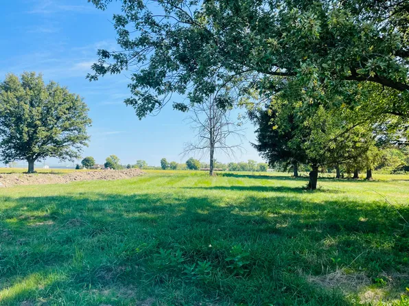 6948 Peach Tree Ln, Celina, OH 45822