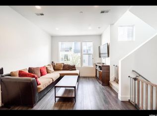 1017 W Soho Dr, Midvale, UT 84047