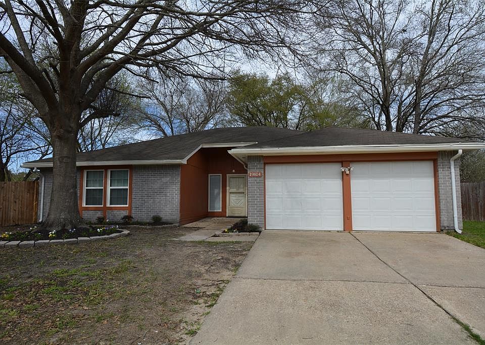1st image of 19814 Bellaw Woods Dr