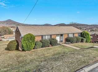 1609/1611 S Pacific Dr, Vinton, VA 24179