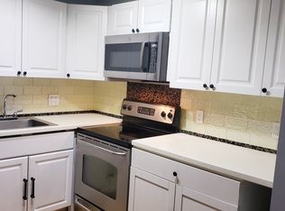 3200 Springdale Blvd, Palm Springs, FL 33461