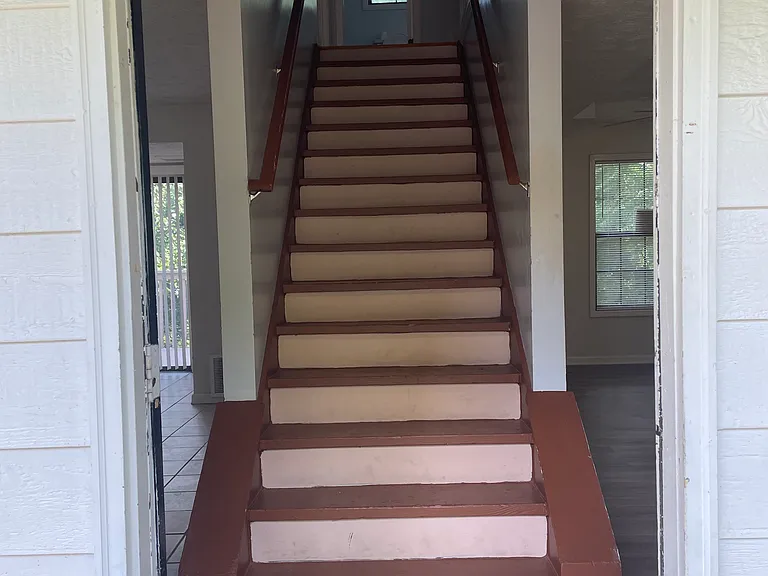 4475 Longley Ln — Photo 12