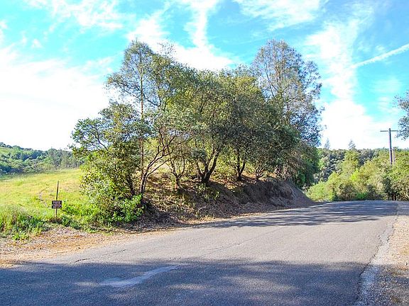 5th image of 19 Leonard Rd