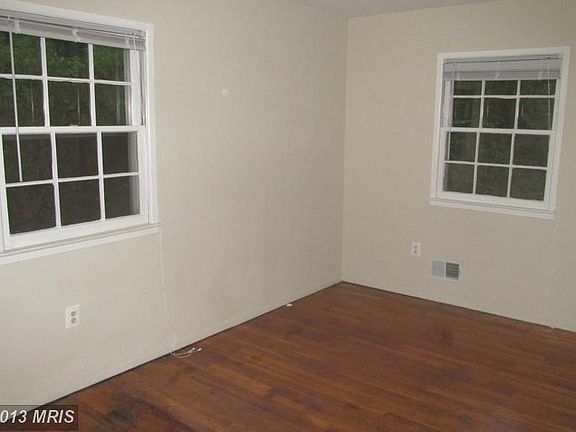 5th image of 14379 Berkshire Dr