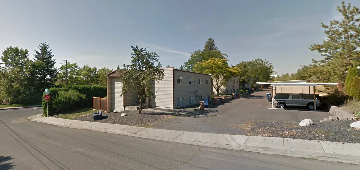 Building Photo - 2331 E 29th Ave