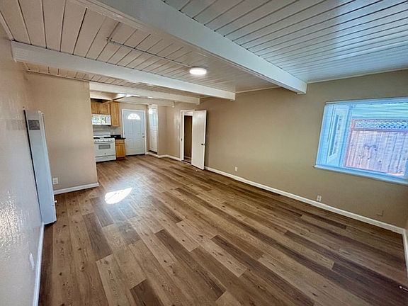 3rd image of 424 Michele Dr