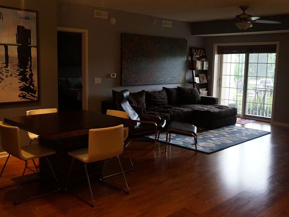 Living Room/Dining Room