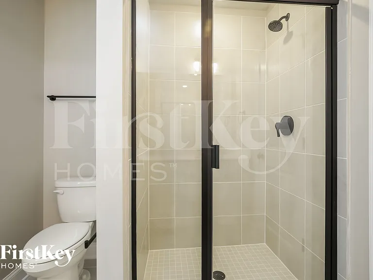 744 Lightrail Dr — Photo 12