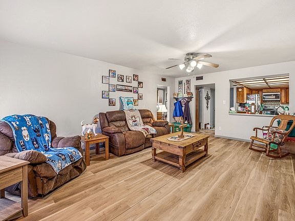 4th image of 110 Blakeney St