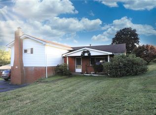 1108 Hillcrest Rd, Wellsville, OH 43968