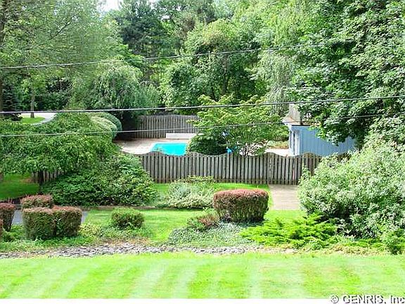 4th image of 3 Summer Haven Dr