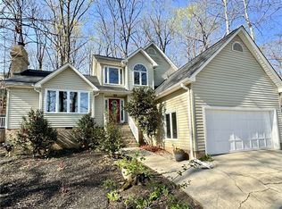 108 Lindos Dr, Seneca, SC 29672