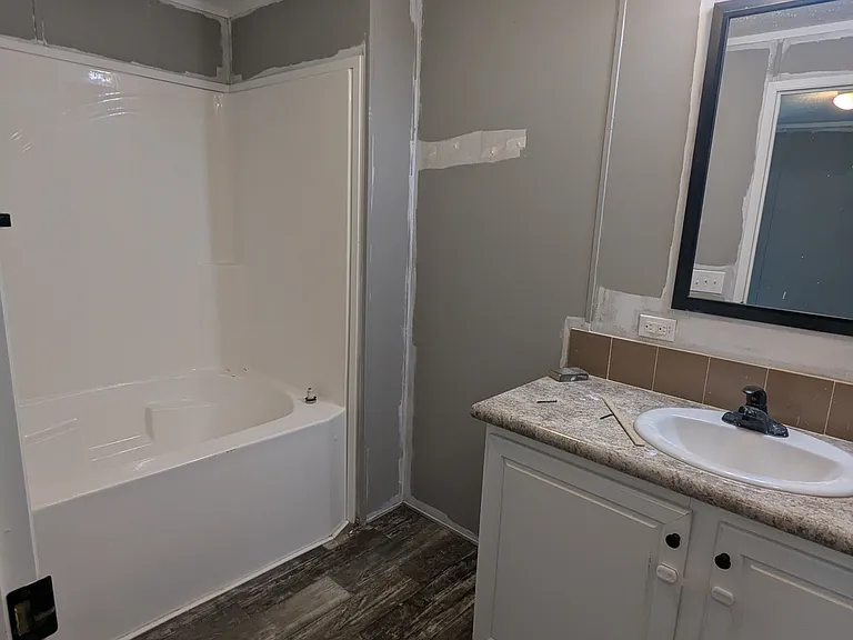 109 Arapaho Dr — Photo 4